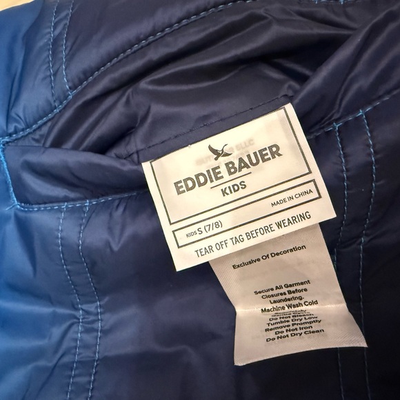 Eddie Bauer Youth boy’s Reversible Jacket - Picture 5 of 8